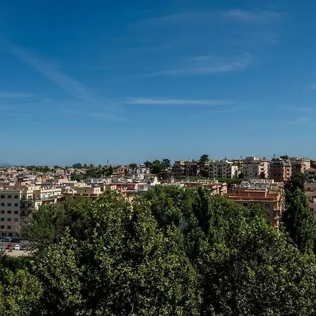 Attico Per Quattro Persone Sulla Nomentana, Wi-fi, Aria Condizionata Rome